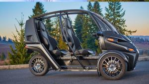 Электрический трехколесный автомобиль Arcimoto определяет категорию внедорожников