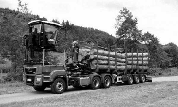 Semi-remorques série LOGO : Une première mondiale dans le transport du bois