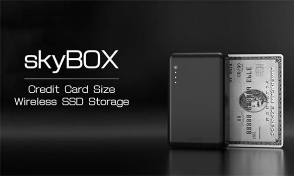 स्काईबॉक्स: क्रेडिट कार्ड का आकार वायरलेस एसएसडी स्टोरेज